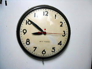 �N�H�[�c���ɉ������ꂽ���v�̎ʐ^